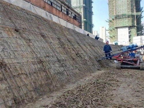 老河口建筑边坡支护